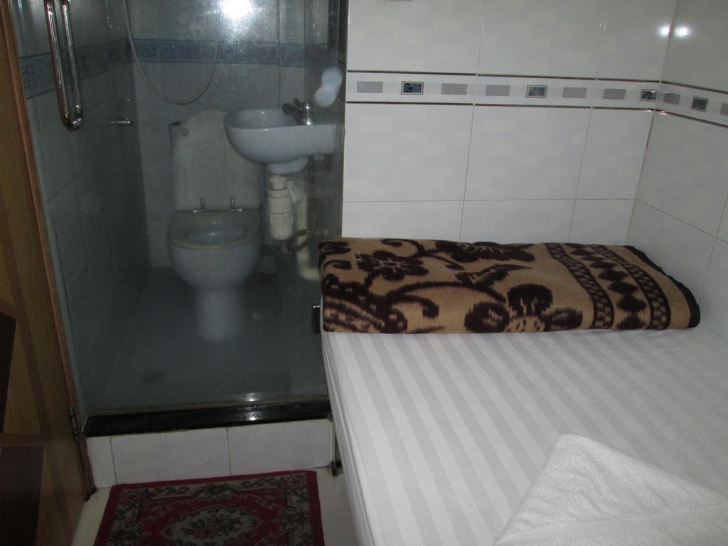 Yan Yan Guest House Kowloon  Εξωτερικό φωτογραφία